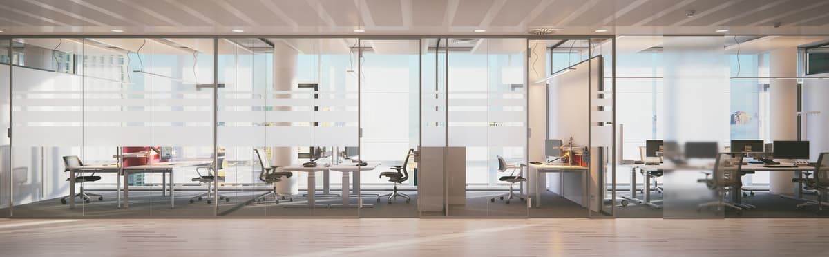 Visual representation of office transformation showing the progression from vacant space to fully occupied workspace through Leanspace licensing solutions